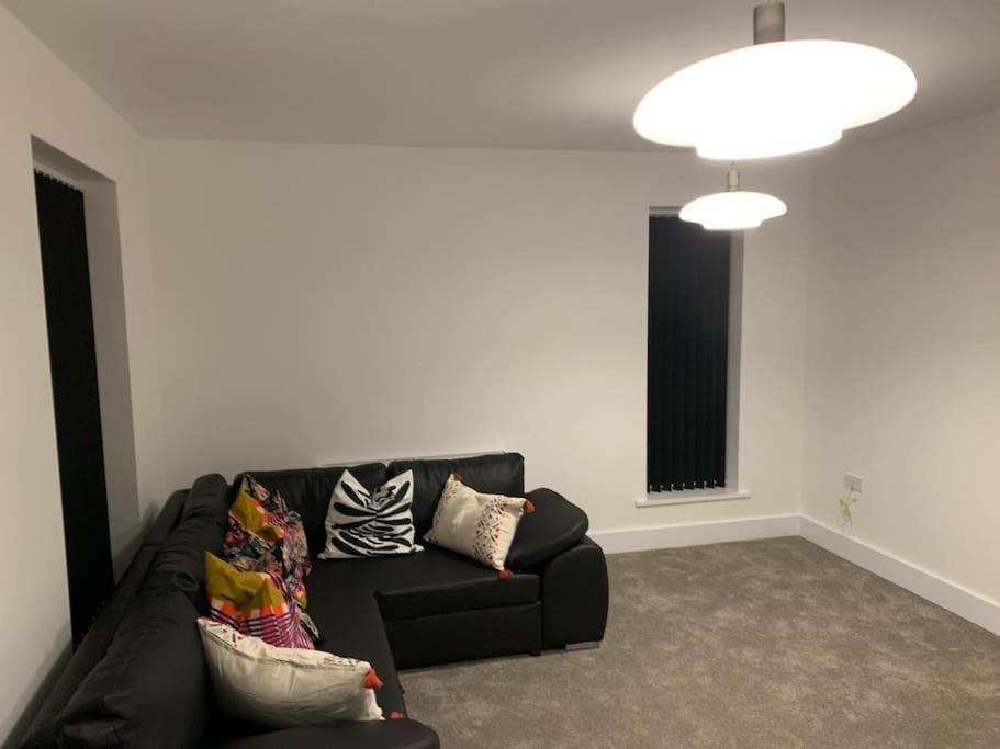 Brand New Entire 4 Bed House Multiple Free Parking Early Check-In Late Check- Out Allowed South Ockendon Экстерьер фото